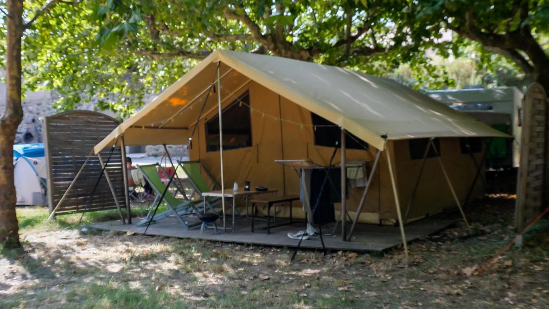 *** Couette-café Le Moulin D'onclaire Camping et chambres d'hôtes Coux France