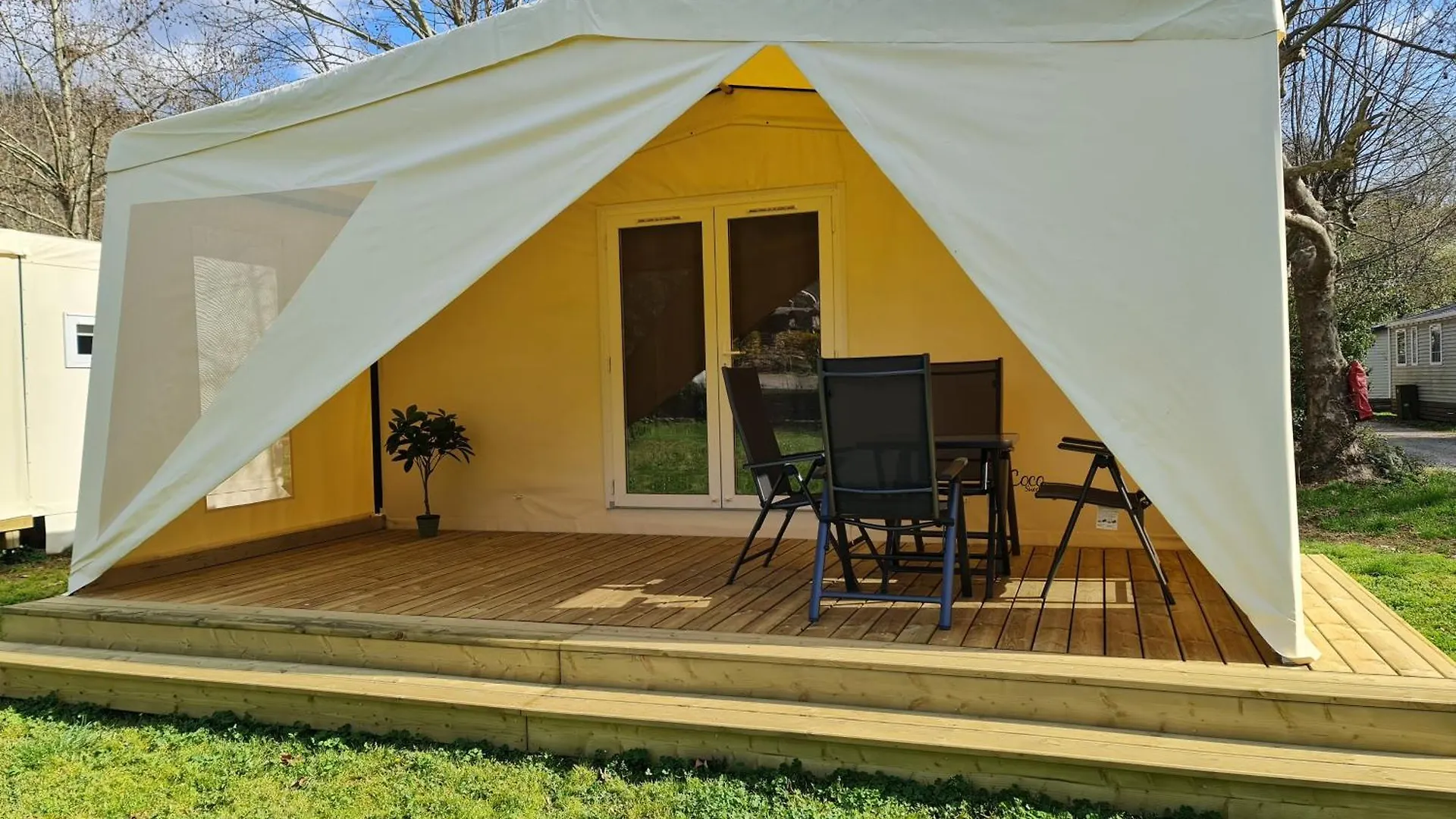 Le Moulin D'onclaire Camping et chambres d'hôtes Coux Couette-café